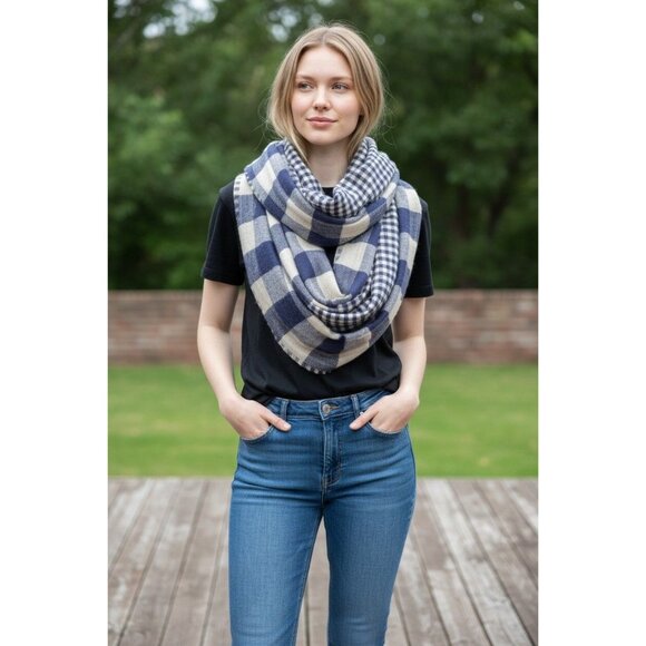 Ann Taylor Loft Blue & Beige Plaid Infinity Scarf Soft straddles comfort and chi - Picture 3 of 12